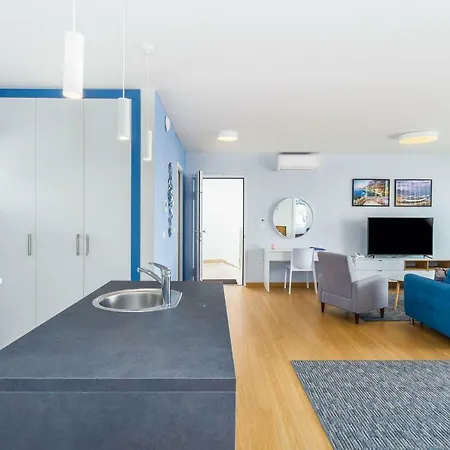 Apartment Abalone Dramalj